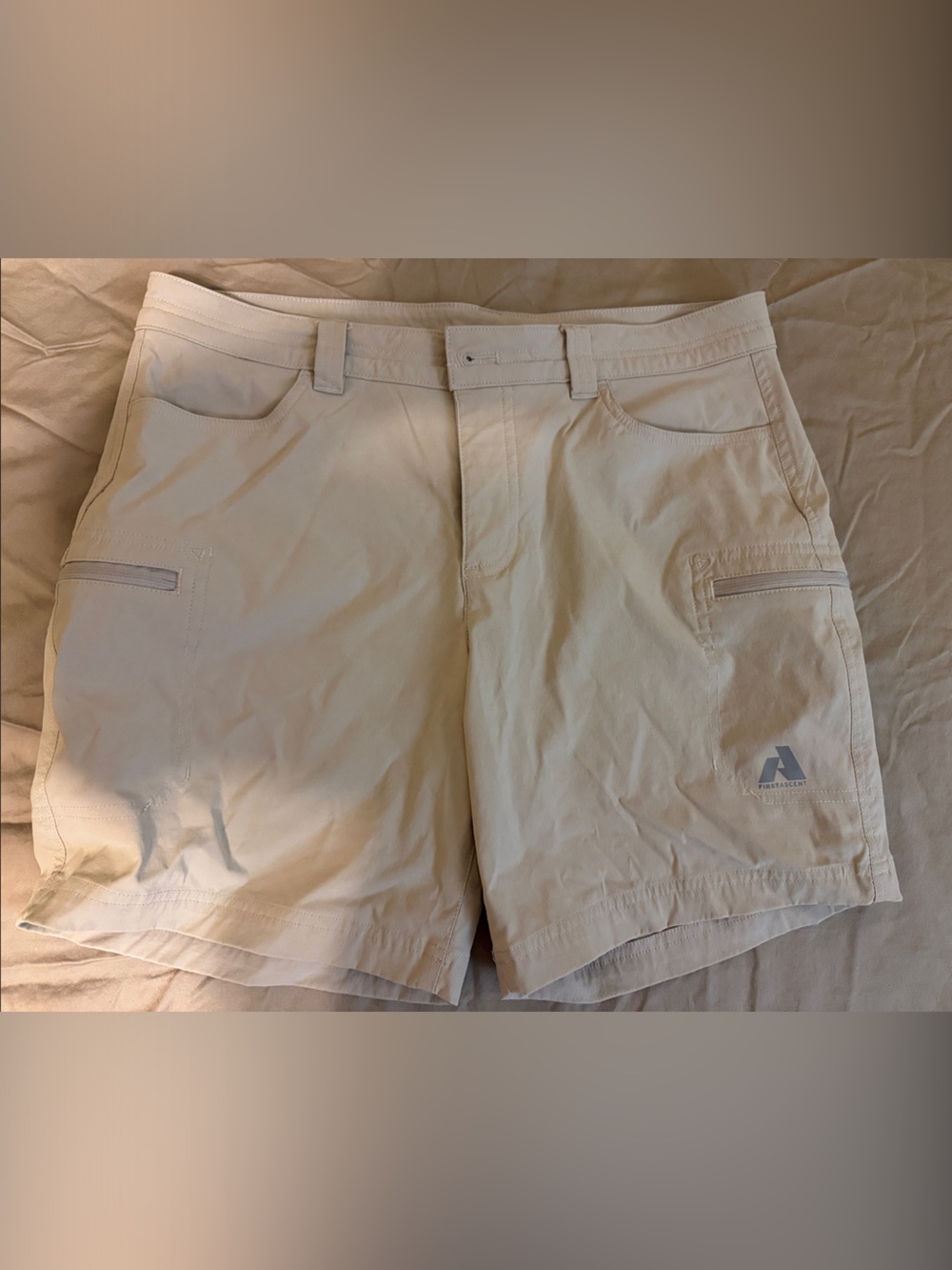 Eddie Bauer Women's Light Beige Hybrid Shorts